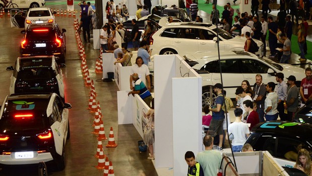 Salão Latino-Americano de Veículos Híbridos-Elétricos, Componentes e Novas Tecnologias. O evento torna-se cada vez mais parecido com o Salão do Automóvel (Foto: Divulgação)