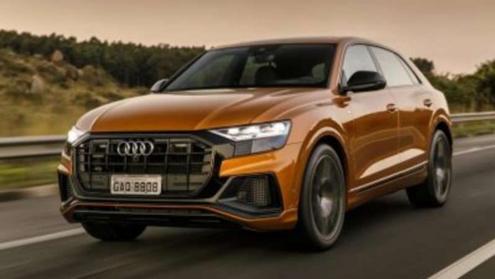 Audi Q8 Performance Black tem 340 cv e muito carisma