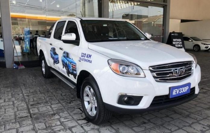 JAC lana picape eltrica e carro eltrico mais barato do Brasil