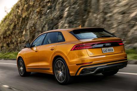 A carroceria do Audi Q8 está na moda: SUV cupê.