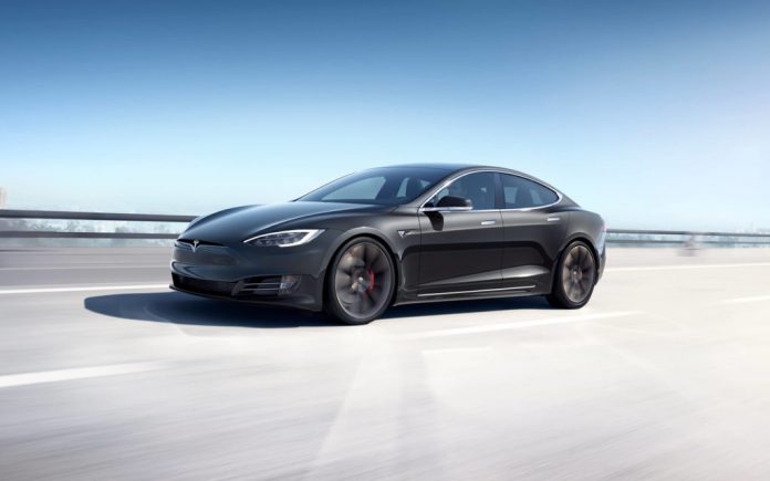 Conheça o computador autônomo de um carro elétrico da Tesla