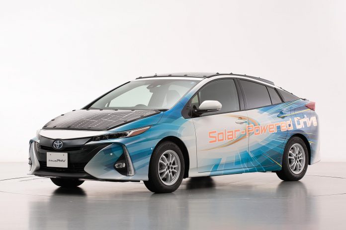 Toyota testa carro elétrico movido a energia solar que 