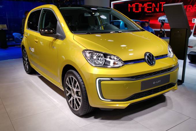 VW cogita Up! elétrico de R$ 100.000 no Brasil, mas com suspensão elevada