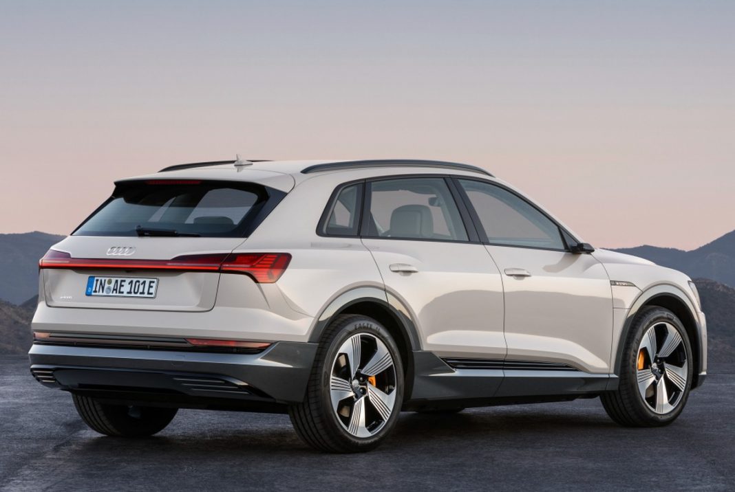 Audi abre pré-venda de seu primeiro carro elétrico e do novo Q3 no Brasil | Auto Esporte