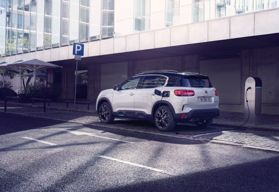 Citroen revela C5 Aircross Hybrid, topo de gama da casa francesa