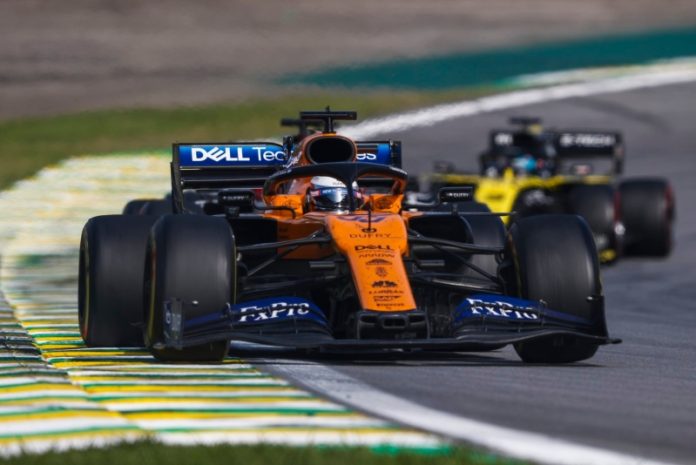 Hamilton é punido no GP do Brasil e Carlos Sainz Jr. fatura 1º pódio na F-1 - Jornal do Tocantins