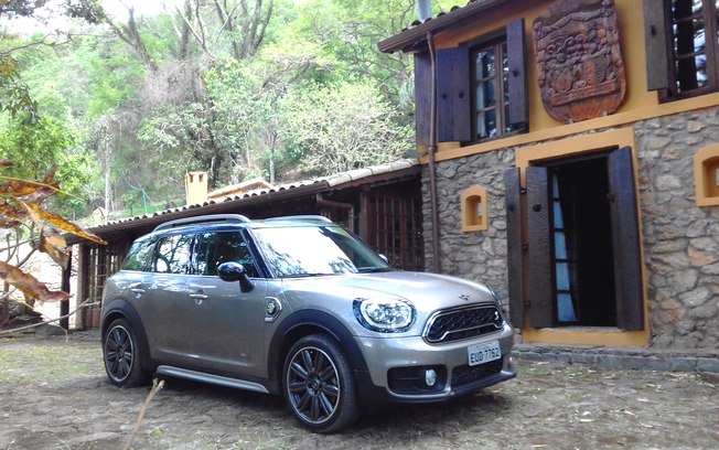 Mini Countryman cinza