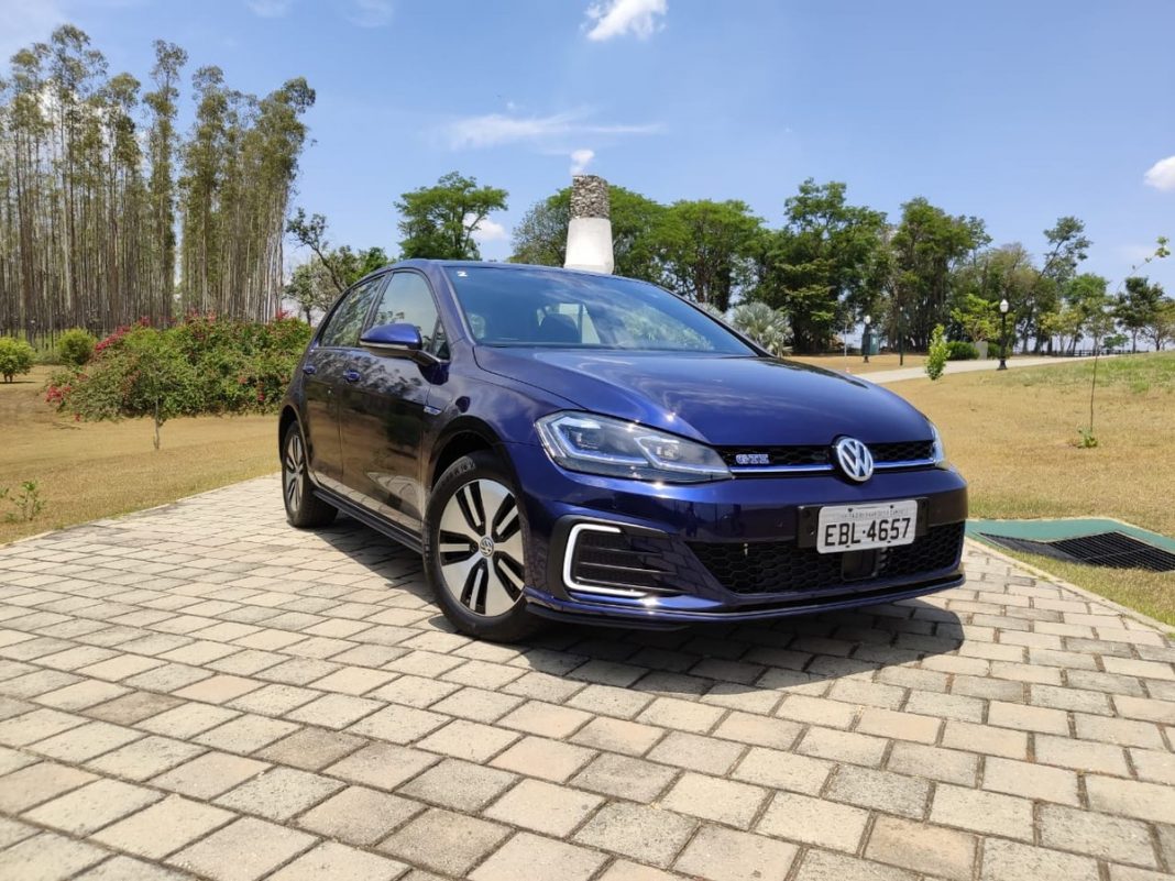 Volkswagen Golf GTE chega ao Brasil por R$ 199.990 | Carros Elétricos e Híbridos