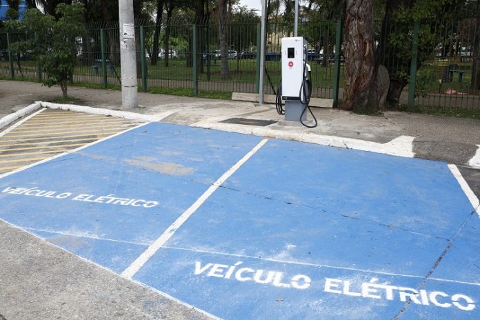 Em fase de testes, EDP entrega Eletroposto em janeiro no Bosque Maia