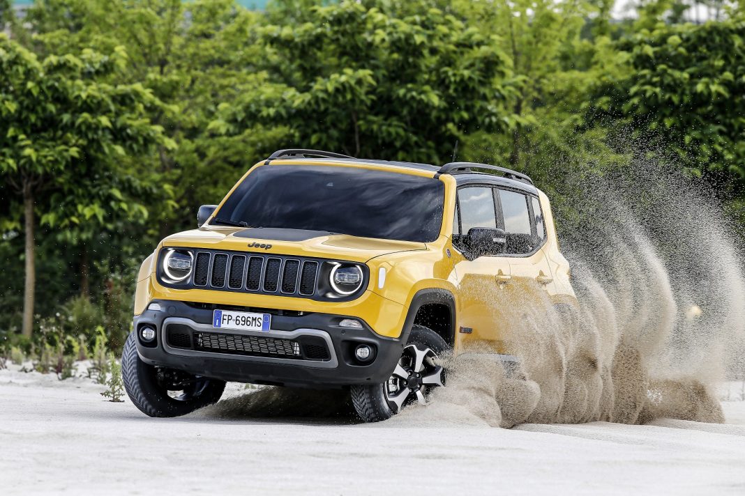 Jeep revela especificações do Renegade híbrido