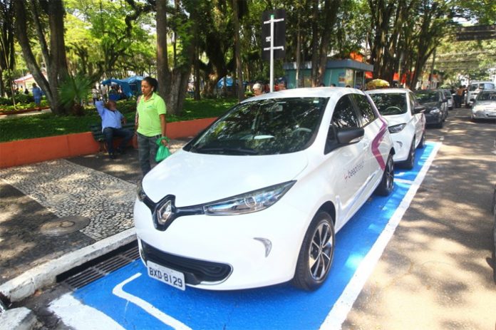 Prefeitura de São José dos Campos inicia serviço de carros elétricos compartilhados