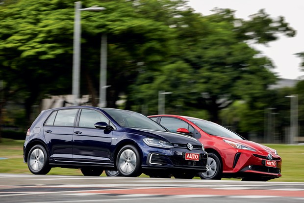 Comparativo VW Golf GTE x Toyota Prius (Foto:  Chris Castanho/Autoesporte)