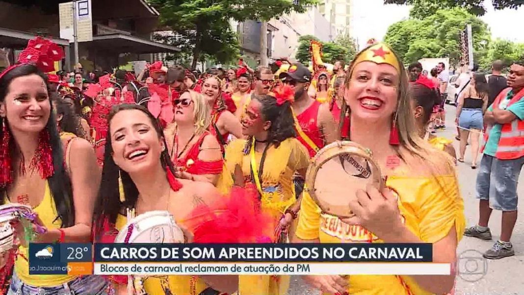 PM apreende carros de som e multa blocos em desfiles de BH | Carnaval 2020 em Minas Gerais