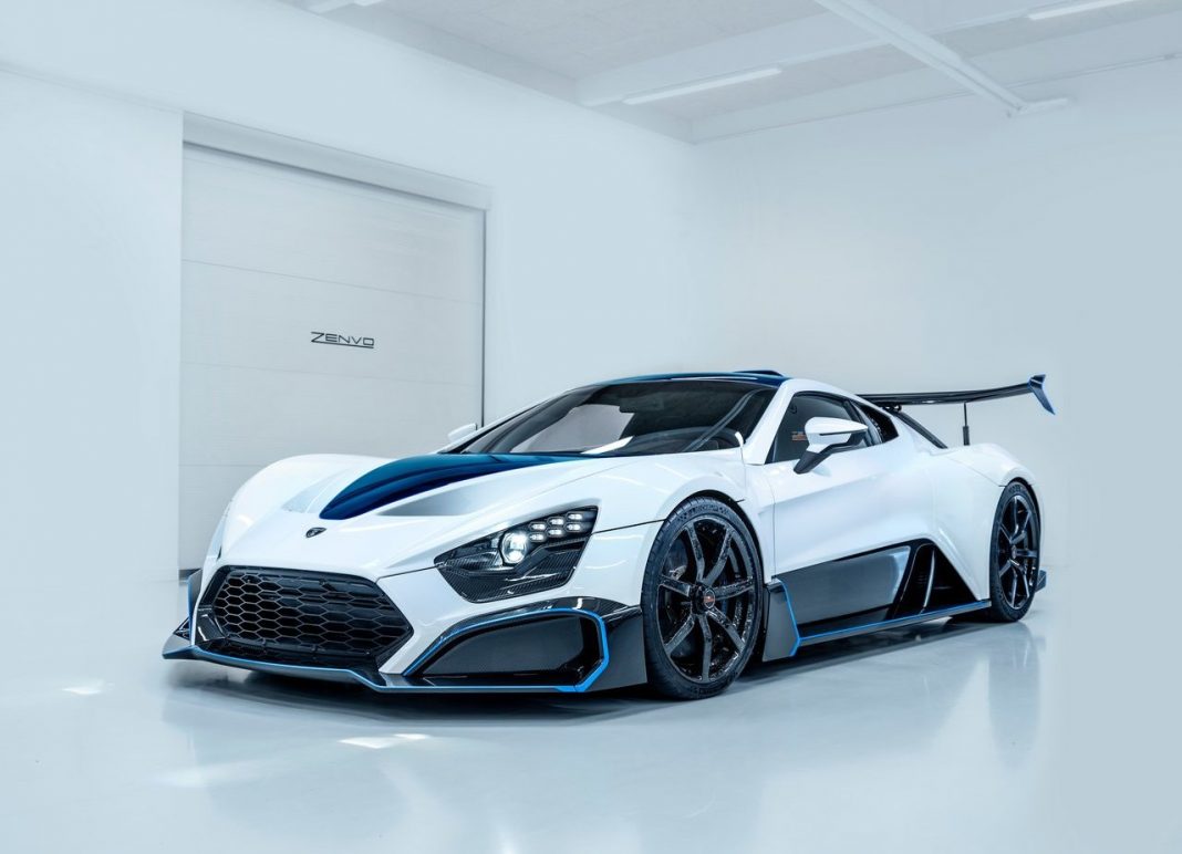 ZENVO TSR-S 2020: UMA ODE À FIBRA DE CARBONO