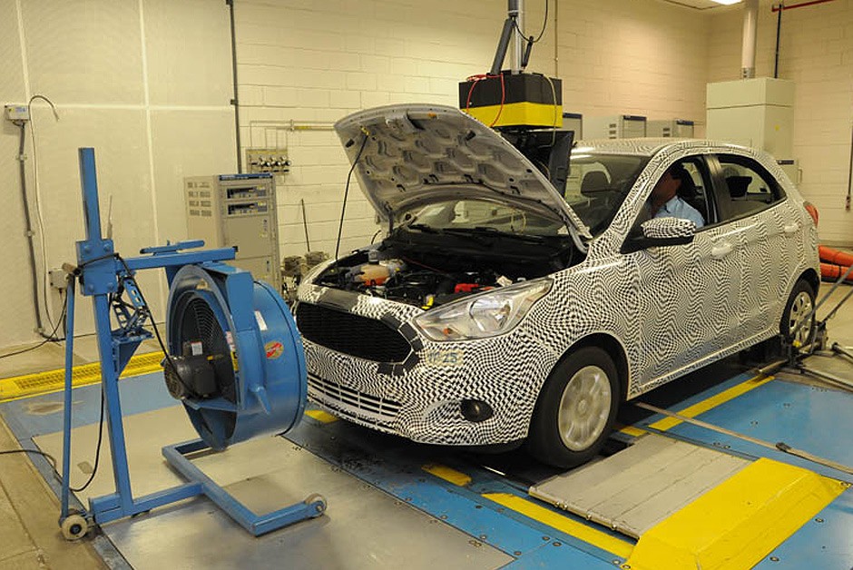 Novo Ford Ka no teste do dinamômetro (Foto: Divulgação)