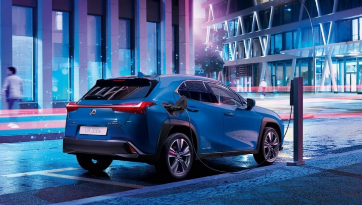 Lexus UX 300e, o SUV elétrico