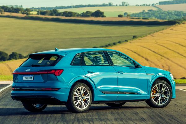 Audi E-Tron será comercializado em duas versões