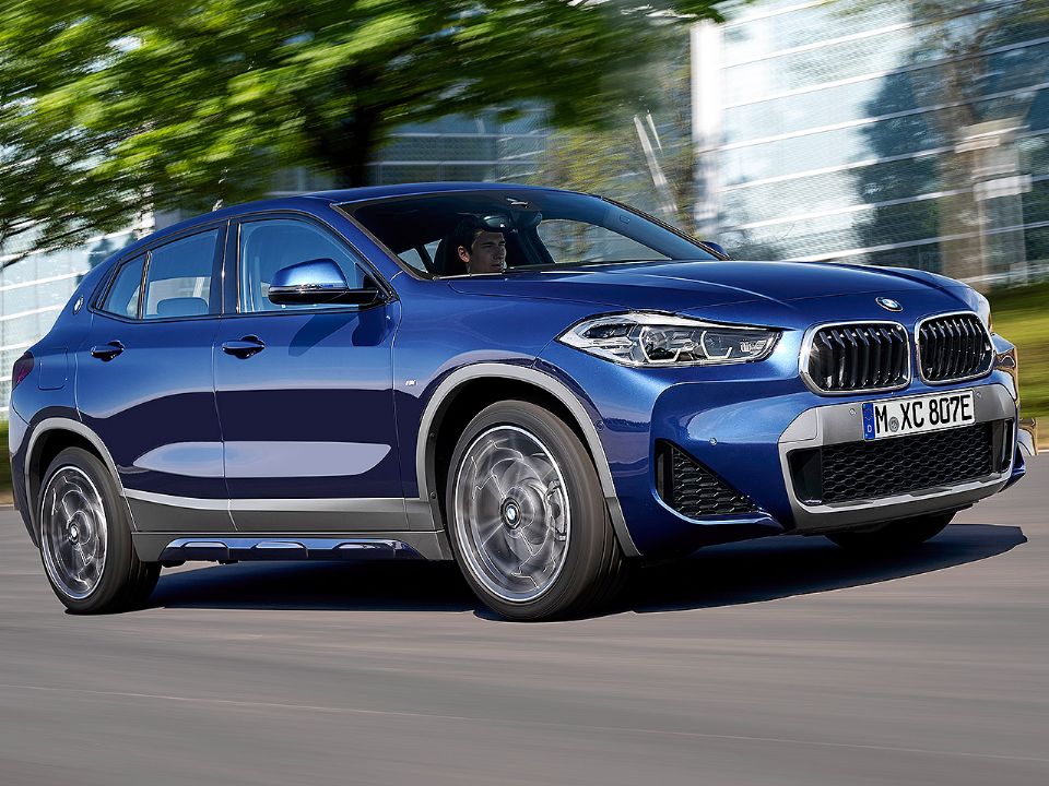 Acima o novo BMW X2 xDrive25e