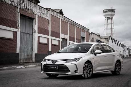 Toyota Corolla: versão híbrida com preço acessível conquistou rapidamente os brasileiros.