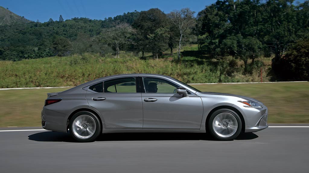 Lexus ES 300h