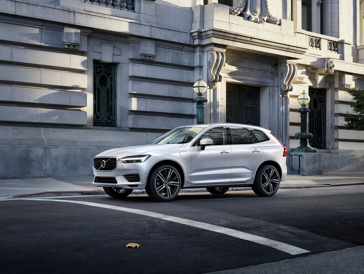 Volvo XC60 T8 R-Design