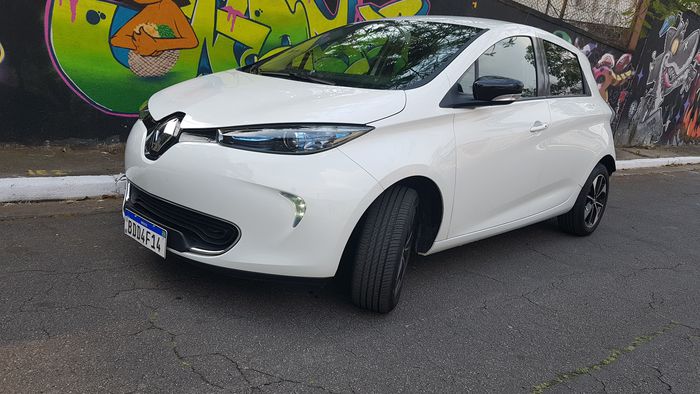 Análise | Renault Zoe é eficiente, mas o mais comum dos carros elétricos