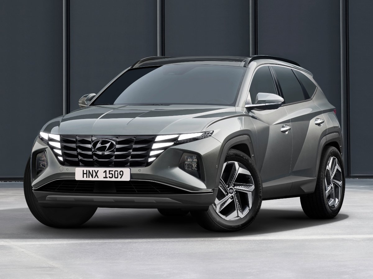 2022 Hyundai Tucson Grey Front View-2