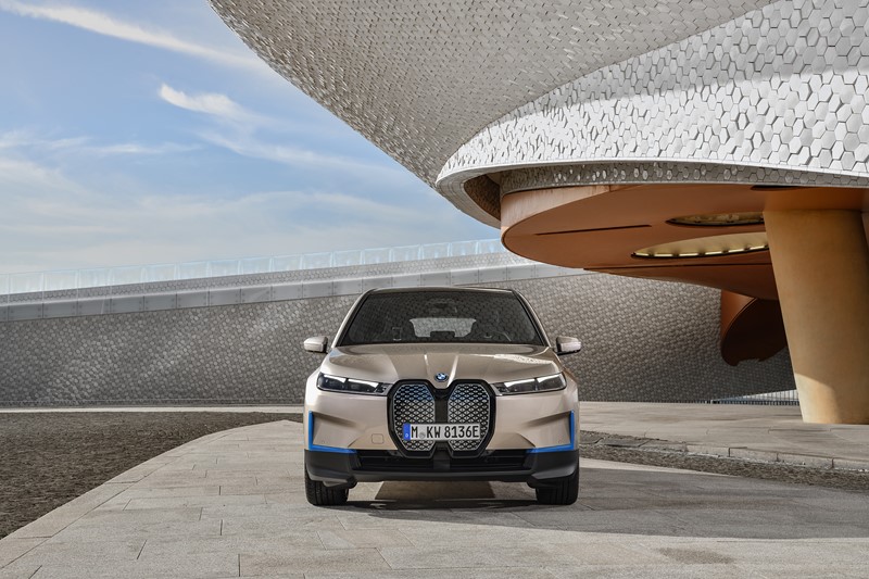 BMW revela o iX, seu SUV elétrico - Foto: Divulgação/BMW/Garagem 360/ND