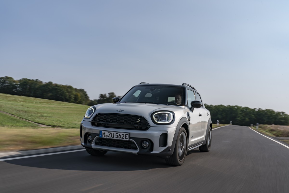 Teste: De cara nova, Mini Countryman agrada nas ruas, mas faltam itens de segurança | Testes