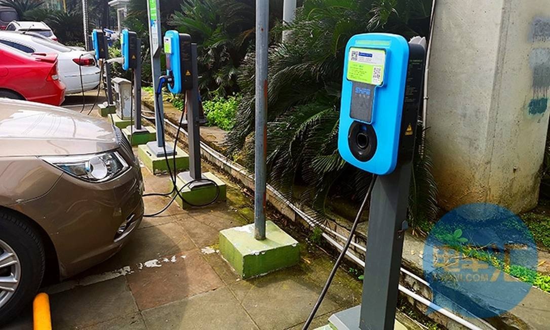 Carregadores para carros elétricos em Hainan, China Foto: evhui.com