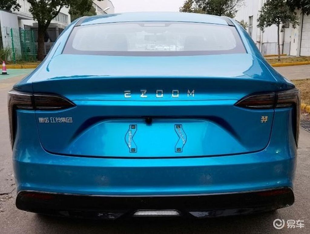 China: não parece, mas esse carro elétrico é da Renault 