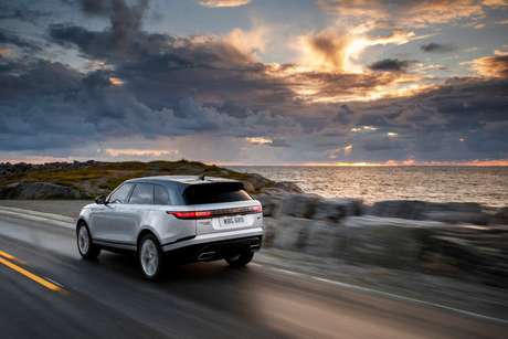 Linha 2021 do Range Rover Velar tem preços a partir de R$ 520.050 na versão R-Dynamic SE. 