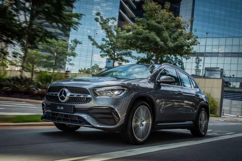 Mercedes-Benz GLA 200 AMG Line