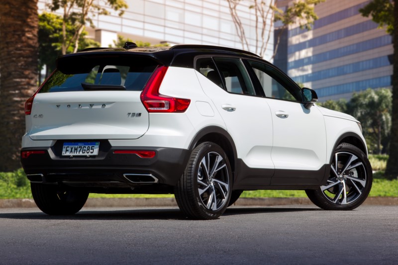 Versão R-Design T5 do Volvo XC40 2021 - Foto: Divulgação/Volvo/Garagem 360/ND