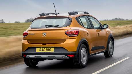 Novo Dacia Sandero Stepway já roda na Europa.