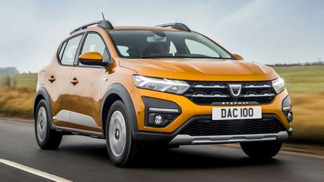 Dacia Sandero Stepway: no Brasil, teria uma nova grade, com logotipo Renault.