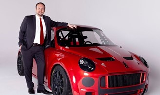 A AK Motor International de Arkadiusz Kaminski anunciou mas jamais produziu o polonês FSO Syrena no Canadá.