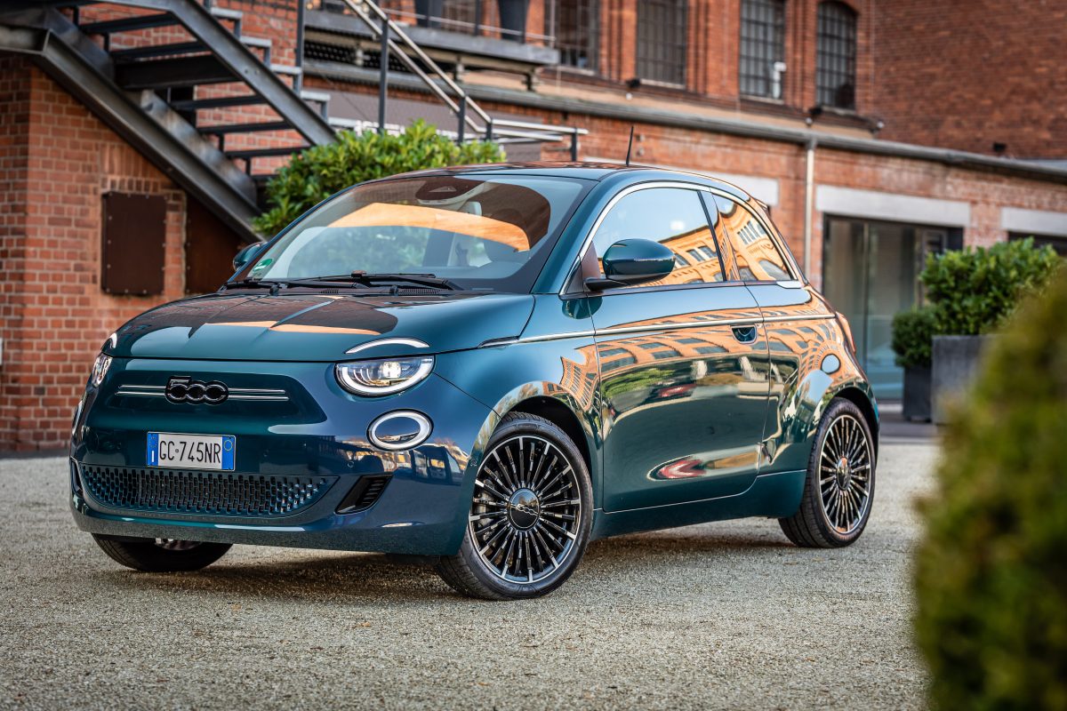 Fiat 500e: o elétrico já tem data exata para estrear no Brasil; veja!