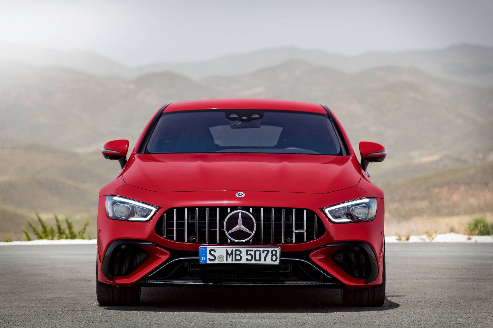 Mercedes-AMG GT 63 E Performance Lands With 831 HP