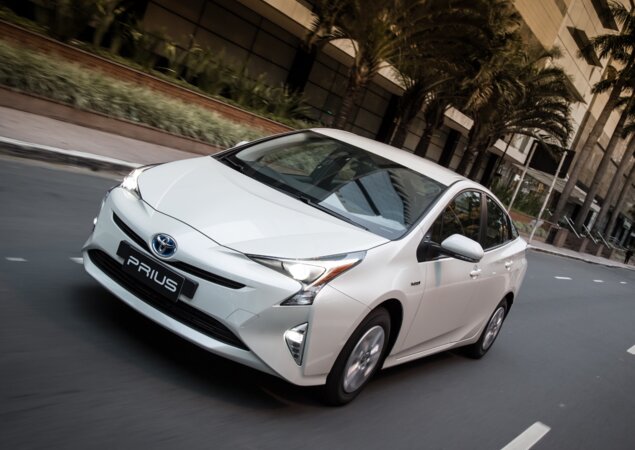 Toyota Prius High - R$ 190.190