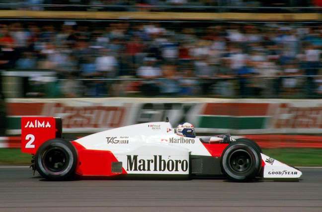 McLaren-Porsche MP4/2B.