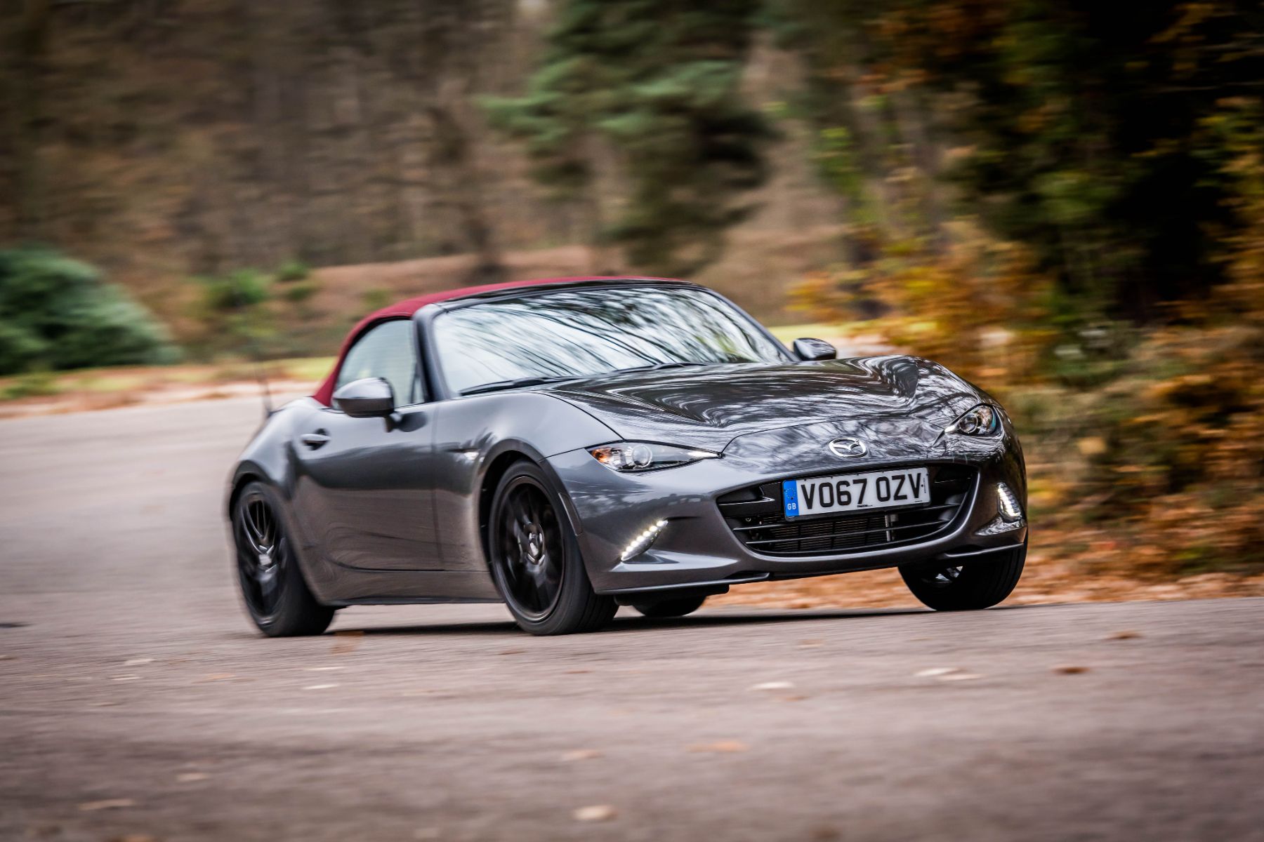 mazda mx 5 z sport cinza dianteira