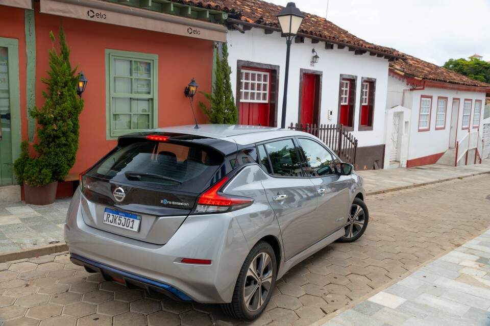 Nissan Leaf.