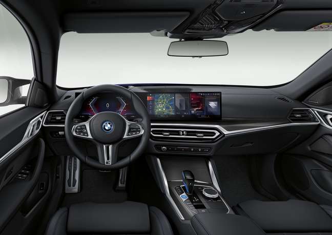 Novo BMW i3 deve adotar interior do cupê i4