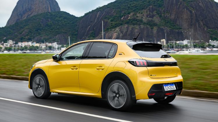 Peugeot e-208 GT 2 - Divulgação - Divulgação