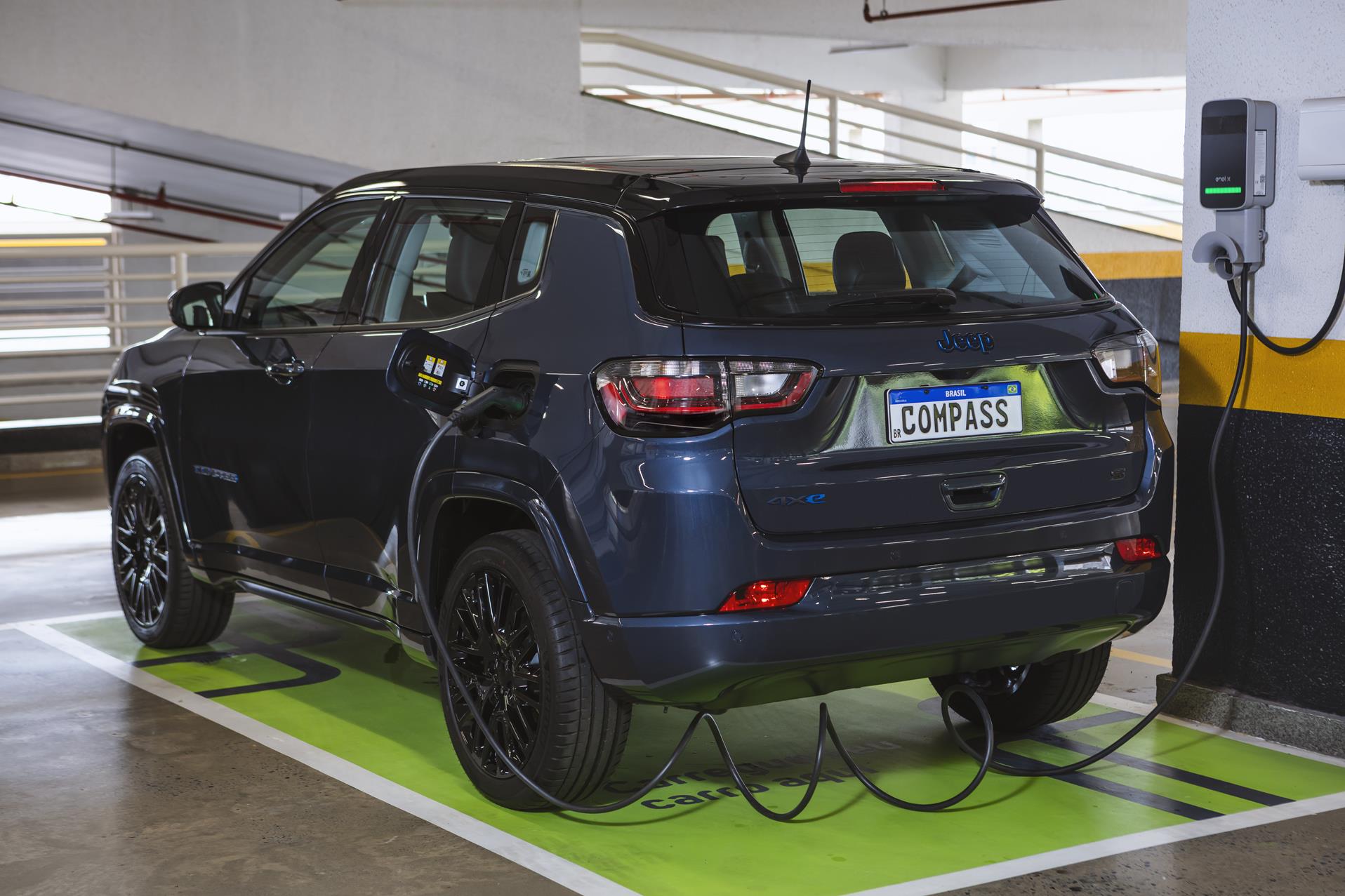 Jeep Compass 4XE 2022 Brasil