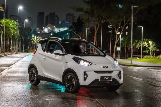 chery icar 2023 elétrico cor branca de frente