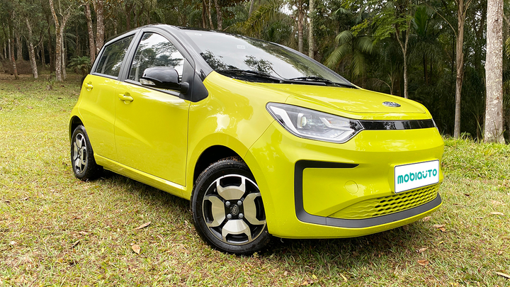 Carros 100% elétricos mais baratos no Brasil em 2022 vão de R$ 140.000 a R$ 290.000