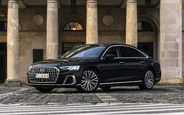 Audi A8L 60 TFSIe 2023