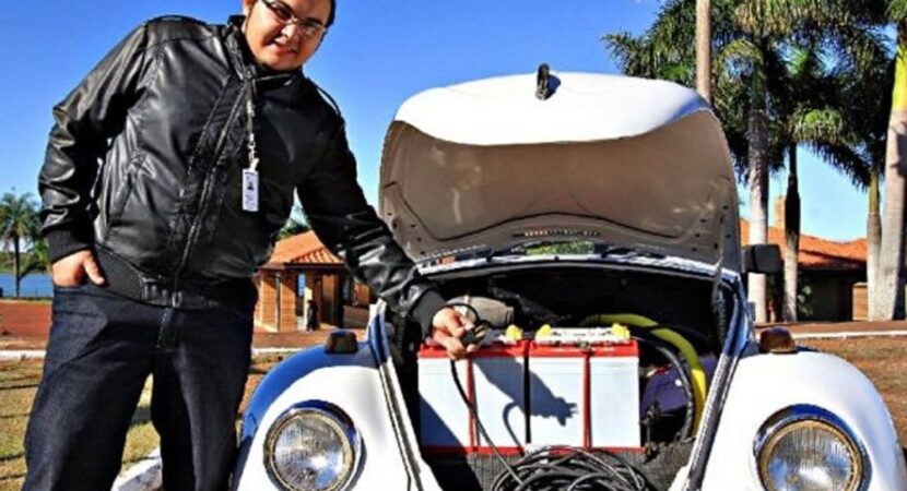 Engenheiro transforma fusca em carro elétrico capaz de rodar 100 km por menos de R$ 4,00